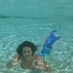 Alicia « Shanna » Kress Instagram - Qui n’a jamais rêver d’être Ariel ? 🧜‍♀️♥️😍 Un vrai kifff 😍 Vous saviez que c’est hyper facile de se procurer ce maillot de bain avec la queue de sirene !!! Et il existe aussi pour les enfants pour - de 20€ 😍 chui choquée Rdv sur le lien dans notre bio « Barbie et ken du bled » on vous explique tout 😍