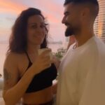 Alicia « Shanna » Kress Instagram - Petit Recap de notre 1ere semaine de vacance Restez connectés le vlog arrive dimanche pro 😌 #miami #vlog #unmecunemeuf