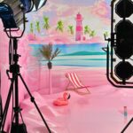 Alicia « Shanna » Kress Instagram - BIENVENUE DANS LE MONDE DE BARBY ! 😍 Trop heureux de vous dévoiler enfin notre nouveau décor ! Encore un travail monstre pour vous emmener dans un univers “BARBY” imaginé par nous et créé pour vous afin de rendre vos séances aussi intenses que passionnantes 😜 C’est ICI qu’on te donne rdv pour TON nouveau programme Summer Body, alors soldat prête pour l’aventure ? 🔥 Note en commentaire ce décor sur 10 ?! 🤔 #programmedesport #summerbody #fitnesscamp #lancement #pertedepoids #ventreplat #summerbodygoals #summerbody2024 #sportfun #divertissement #decor #backstage #decouverte #reaction #reactionequipe #nouveauprojet
