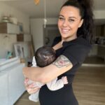 Alicia « Shanna » Kress Instagram - Je retrouve la ligne petit à petit même si j’ai déjà fais le plus gros 🙏🏼 aujourd’hui je suis à 68 kgs, petit rappelle le 20 novembre j’étais à 85kgs 🤩🙏🏼😍 il en manque plus que quelque uns 😍🙏🏼