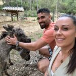 Alicia « Shanna » Kress Instagram - Coucou nouveau vlog dispo le lien dans dans notre bio😍voici quelques images de ce qu’on a vécu ces dernières semaines Il y’a encore d’autres surprises 🤨🤫