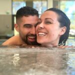 Alicia « Shanna » Kress Instagram - Les retrouvailles ♥️ Ça fait tellement de bien de pouvoir se retrouver 🙏🏼 on en avait tellement besoin Ces derniers temps c’était vraiment compliqué mais on a réussit à surmonter ces épreuves ♥️🙏🏼 Je t´♥️ tellement #love Courage à tous les jeunes parents qui s’oublient ♥️