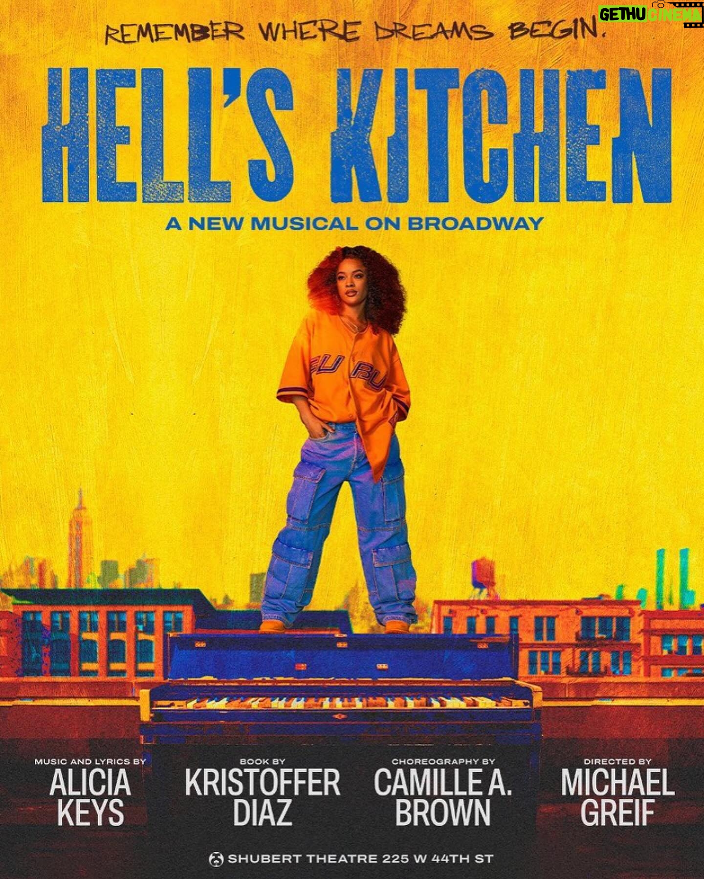 Alicia Keys Instagram - Hell’s Kitchen takes place in a building named Manhattan Plaza and we shot the Kaleidoscope music video at the real place where I grew up 🤯🤯🤯💙💙💙 What was so special about this building is that it’s the only one of its kind. With affordable housing for artists. So, everyone who lived there was a poet, a composer, a playwright, a violinist, an artist. The Ellington Room was where I did all my piano recitals as a girl. At the time, I would’ve never imagined this building held the experiences to one day create a Broadway play! Sometimes everything we’ve been waiting for is not as far as we think. This building was magical and so is this show! Get your tickets to @HellsKitchenBway 💛💛💛 This story will touch you! I promise! #RememberWhereDreamsBegin