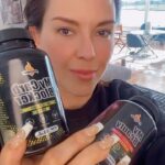 Alicia Machado Instagram - Mi gente ustedes lo saben ! Estas fechas 🎄🎁🍽️🫔son complicadas para los que nos gusta comer 🍽️ Sigo enfocada En Mantenerme y mis suplementos me ayudan ! #aliciamachadodietplan #weightlossjourney #healthylifestyle #AliciaMachadoDietPlan #itspossible #mycarbblocker #familytime #familygoals @itspossibleusa @machadooficial @whatsupalicia #merrychristmas🎄 #happyholidays 🎄🎁🇻🇪🇺🇸🇲🇽 https://itspossibleusa-store.com/products/superpromo