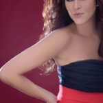 Alicia Machado Instagram - Espectacular 😍 Llegando a los 2 Millones 😍🥰🙏🏻 Gracias 🙏🏻 a todos mis seguidores , amigos , colaboradores , desconocidos, fans , retractores, familiares y parientes ! Tratare de seguir inspirando cosas positivas , espero seguir influenciándolos de la mejor manera y enamorándolos con lo que intento día con día hacer de mi vida ! Los Amo con todo el corazón ♥️ #actorslife #influencer #amor #actress🎬 #motherhood #friendshipgoals