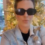 Alicia Machado Instagram - Mi gente feliz fin de semana ! Esto es un clima muy Riquitin en #Miami #holidays #merrychristmas🎄 #familytime #actress🎬 🎁🎈🎉🥰💝🎂