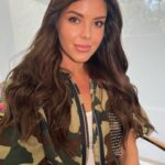 Alicia Machado Instagram - Estoy en shock 🤯 con el talento de mi paisano 🇻🇪 @geisherv Gracias mi amor 🥰 Después de Muchas horas Lograste encontrar a #Leticia Un Nuevo look un nuevo personaje Una nueva aventura ! Coming soon 🔜 #actress #actresslife #hairextensions #hairextensionspecialist I love it 😍 💋💋💋💋🔜🎥🔥🔥🔥🇻🇪🇻🇪🇺🇸🇺🇸🇺🇸