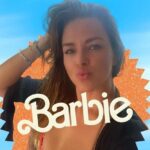 Alicia Machado Instagram - Me encantó ! Gracias 🙏🏻 a mis fans que me tienen en todas ! Siempre una muñeca para ustedes 💋💋💋🥰 Happy Thursday everyone 😍 Repost from @alilover__ • THE REAL BARBIE ✨ si ali estuviera en la película de Barbie sería así : 👉🏼 By Alilovers. @machadooficial - - - #AliciaMachado #thebarbiemovie #queen #barbie #alilovers #aliciamachadoactress #goals #edit #fans #lcdlf