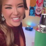 Alicia Machado Instagram - Mi gente ! Arrancamos 17 de agosto solo por @miracanelatv @canelatv_latam