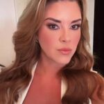 Alicia Machado Instagram - Divino mi traje blanco gracias @gablesfancycorner @benditoclosetstyle My look @giomoros Gracias mi cariño ! Un éxito #proteinshake Coming soon 🔜 #AliciaMachadoDietPlan by @evilabsusa
