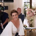 Alicia Machado Instagram - Si te perdiste algún episodio de #JuegoDeMentiras, entra ya al canal de YouTube @youtube Telemundo-Novelas y mira la semana de estreno en 15 minutos 🍿📺 Ponte al día con el resumen de los primeros 4️⃣ capítulos para que sigas disfrutando de esta súper serie #Repost from @telemundoseries • Feliz fin de semana les desea la senadora Edwards 🤍 ✨ ¿Quiénes están disfrutando de ella cada noche en #JuegoDeMentiras? No te la pierdas de lunes a viernes a las 10PM/9C por Telemundo. #JDM