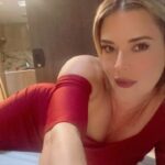 Alicia Machado Instagram - A Hispanic woman for all women 👍🏻🗳️🇺🇸💋 Mi semana termina Con esta candidatura a el senado de Los Estados Unidos 🇺🇸 Tu, Me Darías Tu Voto 🗳️ ? Muy pronto 🔜 La Senadora #AlejandraEdwards En #juegodementiras🎬 @telemundoseries este 2023 con todo solo por @telemundo @telemundointl @nbcutelemundo #serie #telenovelas #actorslife #actress🎬 @altairjarabo @mariaecamargo @arapmx @rodrigoguirao @machadooficial @ppgamez