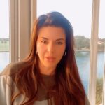 Alicia Machado Instagram - Esta noche nos vemos en #juegodementiras 10 pm 🕙 9C Pero si aún no has visto los primeros capítulos Te invito a la App de #telemundo para que te pongas al corriente con toda la trama de intrigas y suspenso ! Atención fans de series, oigan bien, si aun no has visto Juego de Mentiras, o te has quedado atrás en la historia; CORRE, VUELA YA al app de Telemundo, porque allí vas a conseguir los primeros capítulos ya disponibles y totalmente GRATIS. Despierta ese detective que llevas dentro y descubre todo el suspenso y la intriga que se oculta en esta nueva serie de la que ya todos están hablando. Les dejo el link aquí y también en la bio de @telemundoseries @telemundo @machadooficial