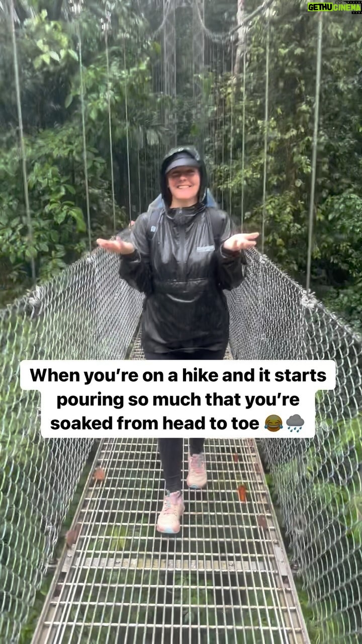 Alicia Silverstone Instagram - Still enjoyed it 😍 Rain or shine, I’ll always appreciate our world. Happy Earth Day! ☺️🌎 #EarthDay