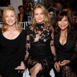 Alicia Silverstone Instagram - #Throwback to #NYFW at @csiriano’s amazing 15th anniversary show with dear old friends @itsmelauralinney and @rosieperezbrooklyn... we held hands for most of the show. 👭🥰 Long ago before we worked together Rosie, Christopher Walken, and a few others that I can't remember (it's been too long!) went to a groovy, sexy club to dance when I was about 19 years old 🤷🏼‍♀️. Walken on his way out told Rosie to take care of me 🥰 and she did! And my dear sweet sister Laura, we met when we did a play on Broadway together about 13 years ago. Time stands still as we bonded ever since then! ❤️ #tbt 📸: Jamie McCarthy / Getty Images