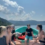 Alicia Silverstone Instagram – Waking up at 5AM to explore Osa Peninsula!? Yeah, I’d say it was worth it. 😍🥰 

@dolphinquestcostarica
@reymar9
@protravel.international
@landed.travel