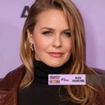 Alicia Silverstone Instagram – Sundance look number ✌🏻🤎✨ 

Outfit: @csiriano
Hair: @hollymillshair
Makeup: @alianamoss 
Styling: @anna_schilling 
Photo: Getty Images