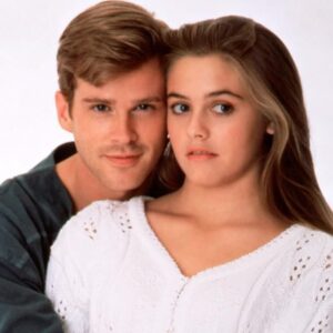 Alicia Silverstone Instagram - Reunited with my “boyfriend” from 30 years ago… 😂😍❤️ #TheCrush @caryelwes