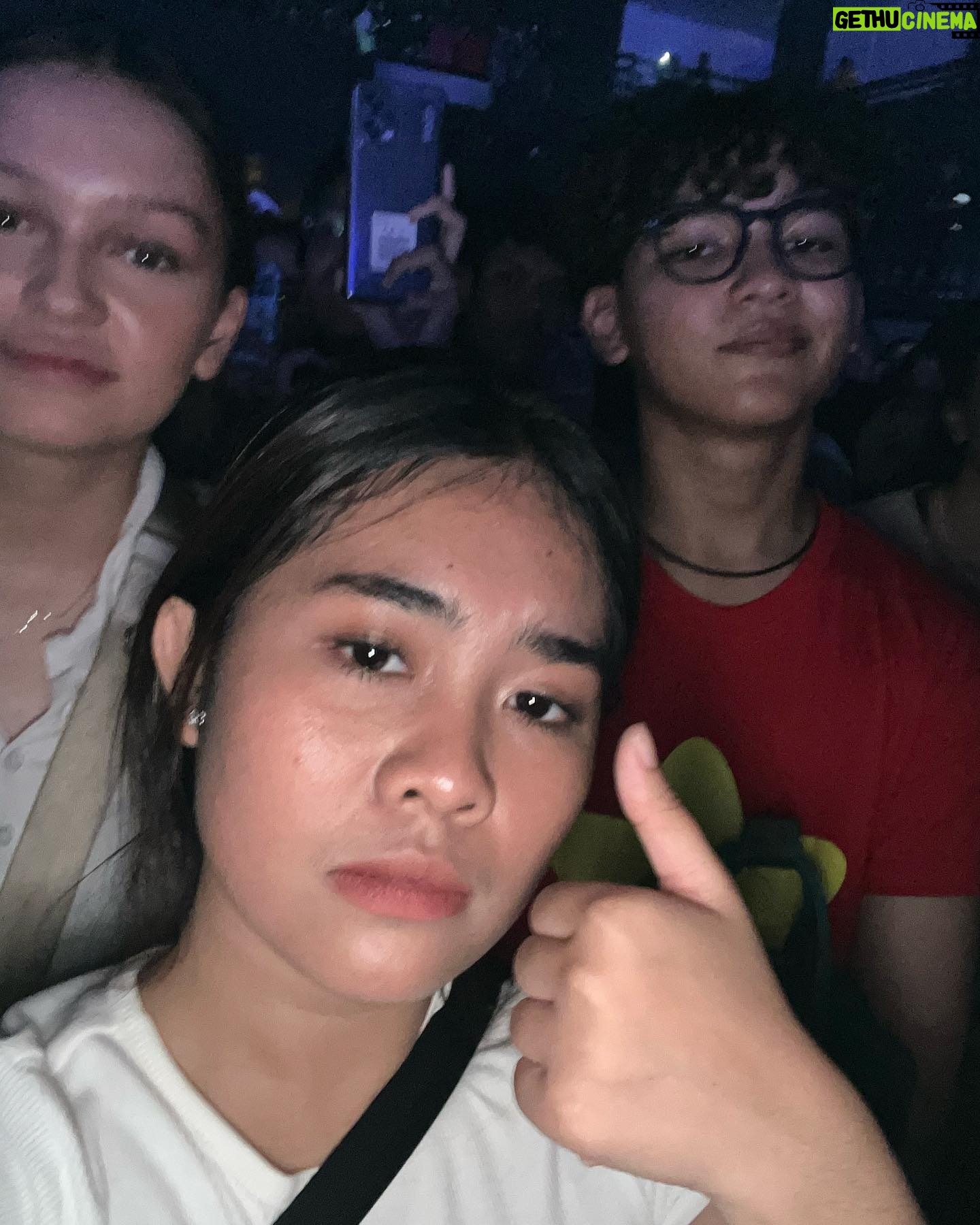 Alifa Lubis Instagram - Bang alex ntr selesai konser mampir kerumah saya ya🙏🏻