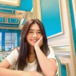 Alifa Lubis Instagram - Sekali dua kali gpp tapi klw tiga kali empat sama dengan dua belas