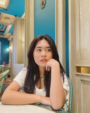 Alifa Lubis Instagram - Sekali dua kali gpp tapi klw tiga kali empat sama dengan dua belas