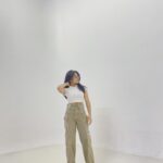 Alifa Lubis Instagram - Klw di liat dari jalan kamu ,kamu cocok nya jalan sama aku AOWKAOWKW