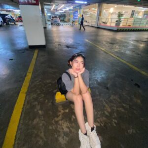Alifa Lubis Instagram - Rugi dong ? Yang bener aje
