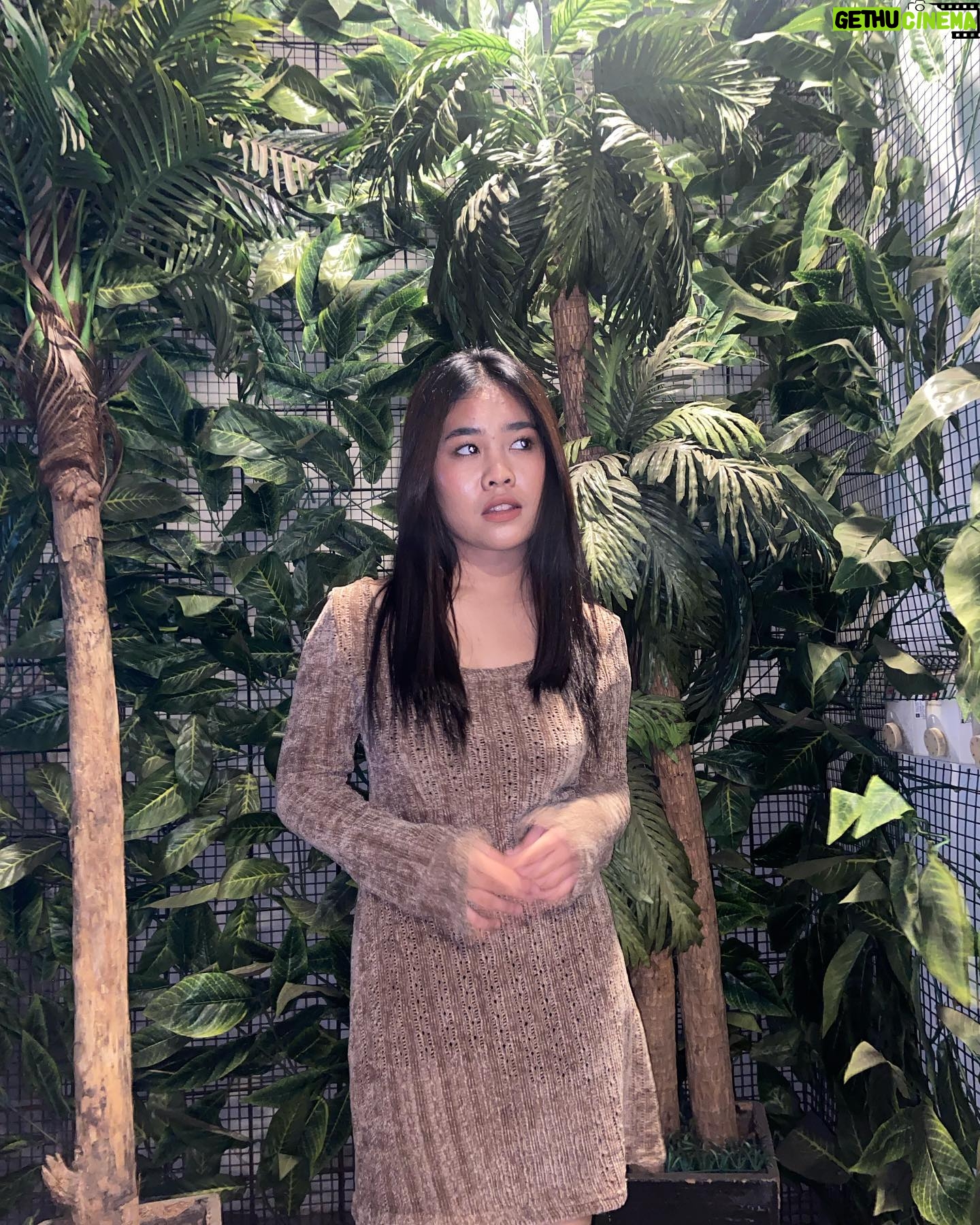 Alifa Lubis Instagram - It wasn’t me 🤷🏻♀️