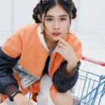 Alifa Lubis Instagram – HUT @indosiar ke 29 🧡

Mua: @marvinmakeup28 
Hairdo: @mak_ekatommy 
Fashion Stylist: @indosiar 
Fashion designer: @michelleau_ 
Photo: @kippmarhadi