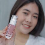 Alifa Lubis Instagram - My favorite skincare @glad2glow yuk samaan skincare sama aku! 🤍