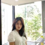 Alifa Lubis Instagram - Capek Jdi diri sendiri ,klw Jdi mantu mama kamu boleh ga? WOAKWOSKOAKS