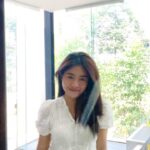 Alifa Lubis Instagram - Capek Jdi diri sendiri ,klw Jdi mantu mama kamu boleh ga? WOAKWOSKOAKS