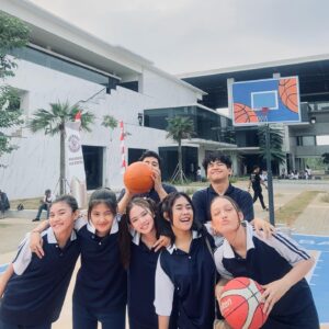Alifa Lubis Instagram - Barudak magic 5 🤝🏽