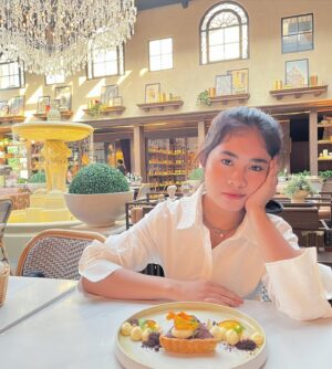 Alifa Lubis Instagram - Mon trésor