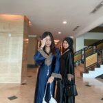 Alifa Lubis Instagram – Ada panas ada dingin ,ada kipas ada angin 
Minal aidzin wal faidzin mohon maaf lahir dan batin🙏🏼