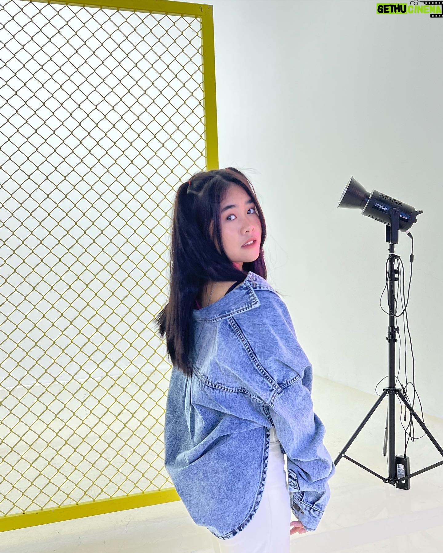 Alifa Lubis Instagram - Salam kenal ya qq ,eaa