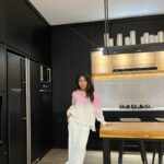 Alifa Lubis Instagram – Sulit di mengerti semoga jodoh mu aku @thv 🙏🏼