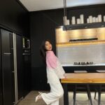Alifa Lubis Instagram – Sulit di mengerti semoga jodoh mu aku @thv 🙏🏼
