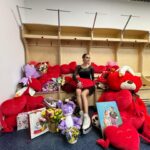 Alina Zagitova Instagram - Традиционно отмечаю 14 февраля на работе ❤️ Valentine’s Day🤗 А как вы отметили этот день?