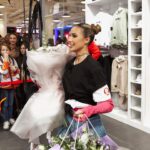 Alina Zagitova Instagram – Вчера прошла презентация моей первой коллекции одежды! 🥳
Скажу честно, это было очень волнительно, я долго подготавливала как саму коллекцию, так и презентацию🙏
Хочу сказать спасибо всем, кто поддержал меня в этот день. Для меня это очень ценно и важно🥰
Также хочу сказать слова благодарности тем, кто поддерживал меня дистанционно, у кого не получилось присутствовать. Независимо от того, что между нами есть расстояние, я всё равно чувствую вашу поддержку🙏❤️