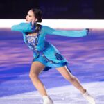 Alina Zagitova Instagram - Подошёл к концу наш тур «Magic on ice China Show» Больше спасибо всем зрителям, которые были с нами в эти дни 🙏Я была рада показать Вам свою новую программу! Отдельные слова благодарности хочется сказать за гостеприимство и тёплую встречу 🥰 Надеюсь, что ещё увидимся, спасибо за вашу любовь ❤️ 我们的 "冰上魔术中国秀" 巡演结束了 非常感谢这几天陪伴我们的所有观众 🙏 我很高兴能向你们展示我的新节目！ 特别感谢你们的盛情款待和热烈欢迎 🥰 希望能再见到你们，谢谢你们的厚爱 ❤️