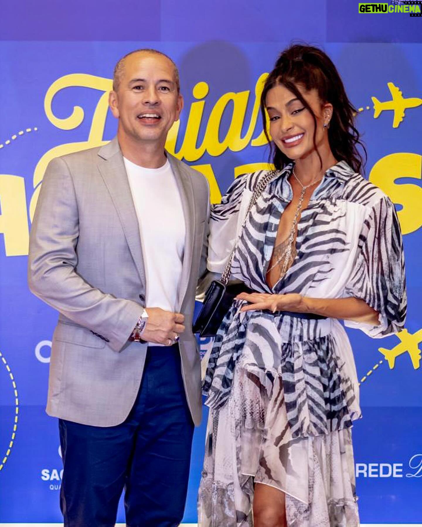 Aline Campos Instagram - Mais uma pré estreia de FÉRIAS TROCADAS, dessa vez em Fortaleza!!💜🩷 Êê lugar bom, com pessoas legais!! 1 de Maio nos CINEMAS!!🍿🎥 Esse filme ta uma coisa de delicioso, sério!!! To apaixonada! Vontade de assistir todos os dias!!!🙏🏾 Muito orgulho em fazer parte!!