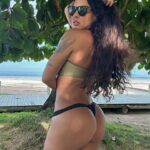 Alinne Rosa Instagram - pausa poética 🌼