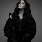 Alinne Rosa Instagram – se fosse o nome de um álbum, qual seria? 👀 diz pra mim 

#alinnerosa

Stylist @luisazevedoo 
Beuaty @cassiobeauty 
Foto @romariocarva