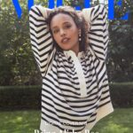 Alisha Boe Instagram - “I think the most frustrating thing for any young woman in any industry is not being taken seriously. Not being heard or listened to.” Our next digital cover star @alishaboe isn’t just a name – and a striking face – to note in the film and TV industry. The Norwegian-Somali actor of #TheBuccaneers and #13ReasonsWhy fame is proving to be one of its most articulate and resonant voices, too. It’s a voice the LA-based talent isn’t afraid to use as, in her words, a “young Black woman on set”, as she continues to advocate for herself and reckon with her evolving sense of identity. But Boe knows how to balance this hard work and heavy lifting with boundless fun – thanks to her ebullient spirit, sharp wit and megawatt smile. Tap the link in @voguescandinavia’s bio to read more. #AlishaBoe wears @tommyhilfiger Photographer: @colienarentmeester Words: @claremcy Stylists: @andamasha Makeup Artist: @amychinbeauty Hair Stylist: @ericka_verrett Set Designer: @kimficaro Production: @mollymurrayprods