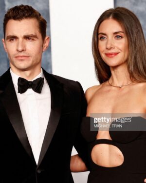 Alison Brie Instagram - ✨great night @vanityfair ✨