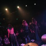 Alison Brie Instagram - Wow wow wow…huge thanks to everyone who came out to @lodgeroom this weekend to see our show!! What an incredible crowd! What an incredible night!! We love you @jhull, @danny.erker & all of @jonesstreetstation ❤️ Love my partner in silly @danielpudi ❤️ And thank you to @catielaffoon for these incredible pics!! ⚡️⚡️As ever, love my GIRLS @fifers3000 @officialjguill 😘