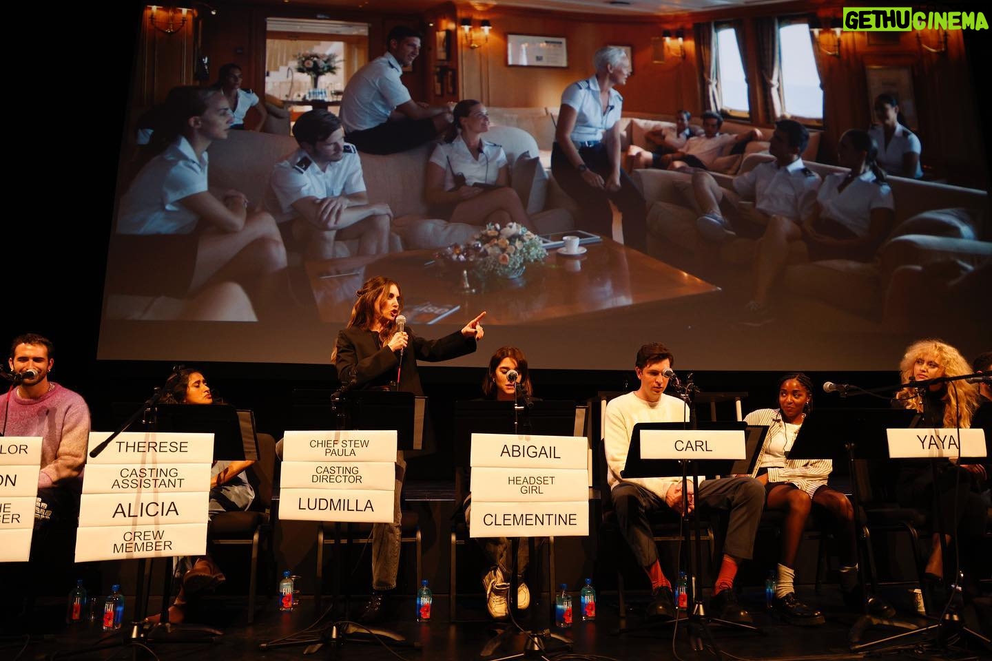 Alison Brie Instagram - What an honor to read the role of Chief Stewardess Paula for last night’s live read of @ruben_ostlund ‘s Triangle of Sadness. What a script!! What a group!! What a night!! @triangleofsad 🪨🛳️💩