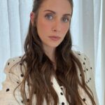 Alison Brie Instagram - Blushing bb inside & out 💕