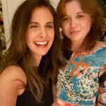 Alison Brie Instagram - 🍎🍎